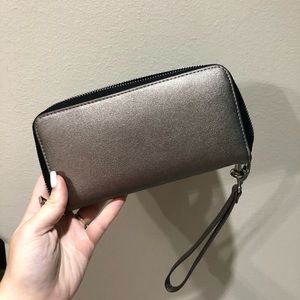 Wristlet/wallet